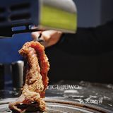 聚十三的烤肉十三梯上新啦！藤椒大鸡腿，简直性价比之王[胜利]
