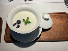 -春树下·树屋花房西餐厅(罍街AS1980店)