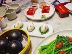 -蝴蝶里·粤菜·点心(滨江龙湖店)