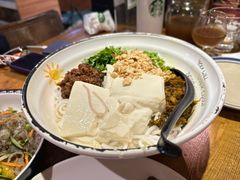 -蜗牛的家旅行主题云南菜餐厅.小酒馆(护国寺店)