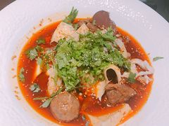 整只牛蛙-成都你六姐·牛肉冒菜(城市集市合生汇店)