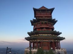 -定都峰