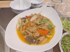 -肖仙仙羊肉汤·创于1996年(三官堂总店)