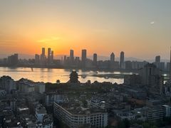 -东方豪景花园酒店·怡景旋转餐厅