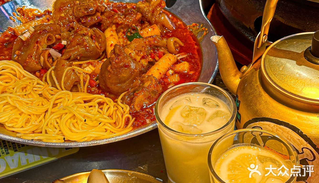 来青岛胖5斤也要吃的韩料店!鱼皮包饭太好吃了!!!