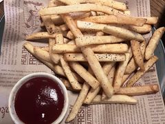 -MARU玛露音乐餐厅(大学路店)