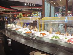 -四海一家自助餐(益田假日广场店)