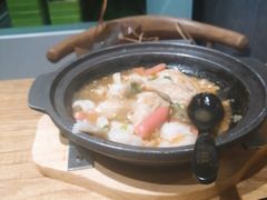 -极有家小鱼小鸡石锅煲(佳兆业店)