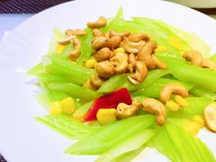 腰果玉米炒西芹-日昌餐馆(亦庄店)