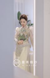 -曼青婚纱礼服馆