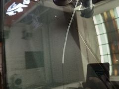 -鲨鱼皮汽车凹陷玻璃修复(静安店)