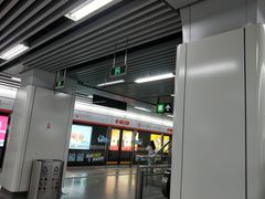 -闸弄口(地铁站)