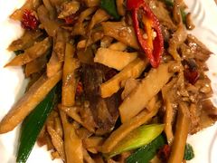 -东北老家私房菜(文灶店)