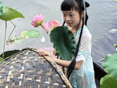 -烈士陵园(地铁站)