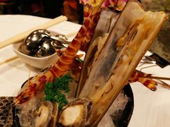 -鲜入围煮花胶鸡海鲜火锅