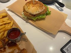 -必胜客(万达百货店)