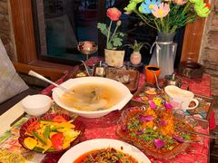 -月亮眼花园餐厅书吧酒吧