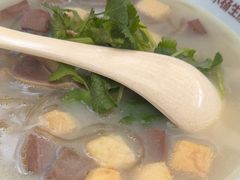 -小杨生煎(金山百联购物中心3楼店)