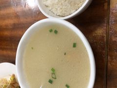 素豆汤-温记府廟豆汤饭·始于1955年(海椒店)