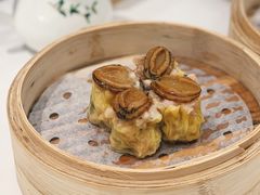 鲍鱼烧卖-稻香酒家·33年老字号·港式粤菜(富邦中心店)