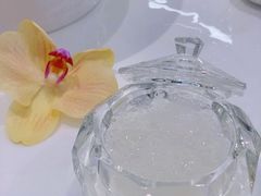 -燕庭·纯燕窝·甜品下午茶(南京西路店)