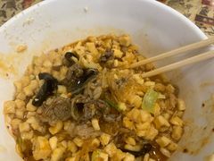 生肉小炒-老乌家特色小炒泡馍(大皮院店)