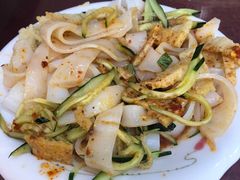 -壹阁胡羊焖饼(特色小吃街店)