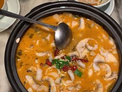 老坛酸菜鱼-金佬馆·川菜bistro(芜湖镜湖万达店)