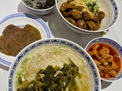-鲁达面馆本帮风味(共康东路店)