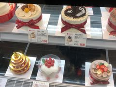 -花花卷卷·鲜食蛋糕(静安久光百货店)
