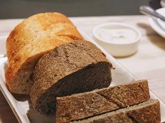 餐前面包-壳里西餐厅Coquille Seafood Bistro(蒙自路店)