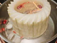 -得意咚瓜·顺德鱼生·冬瓜火锅(深圳首店)