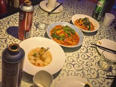-巴特餐饮6加1音乐餐吧·新疆菜