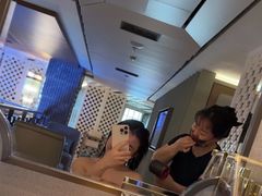 -浅深(世茂滨江精品店)