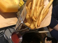 -INNS BAR 音乐酒吧餐厅