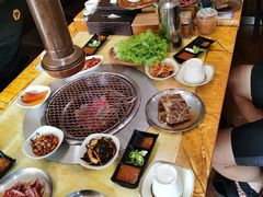 -牛信亭韩国料理·炭火烤肉(紫藤路店)