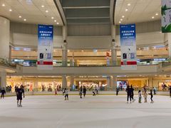 -冰纷万象滑冰场(深圳万象城店)