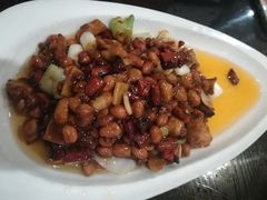 宫保鸡丁-夫妻肺片·中华老字号·正宗川菜(春熙路店)