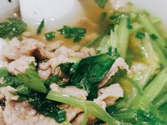 -犇逸·乐山跷脚牛肉·四川现炒(览海店)