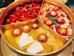 -湊湊火锅·茶憩(打浦桥日月光店)