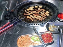 -马路牙子烧烤音乐酒馆(望京店)