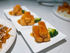 鲍汁一品豆腐-芳满庭粤菜餐厅(丹阳吾悦店)