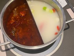 双味锅(鸳鸯锅)-壹小馆.皇城老妈(成都太古里店)