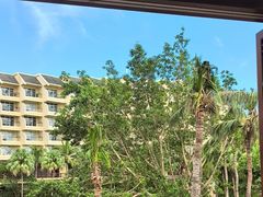 -亚龙湾喜来登·美景台大堂吧