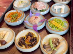 -桥香园过桥米线(国贸店)