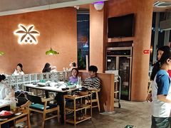 -喃喃椰·糟粕醋·椰子鸡火锅(七堡花园店)