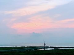 -上海滴水湖皇冠假日酒店