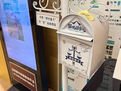 -漕河泾街道图书馆(漕河泾社区文化活动中心店)