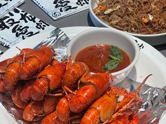 -龙巢盱眙龙虾·牛蛙·烧烤宵夜(八卦岭店)