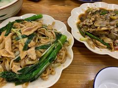 湿炒牛河-南记食粥坊·宵夜大排档(南桂店)